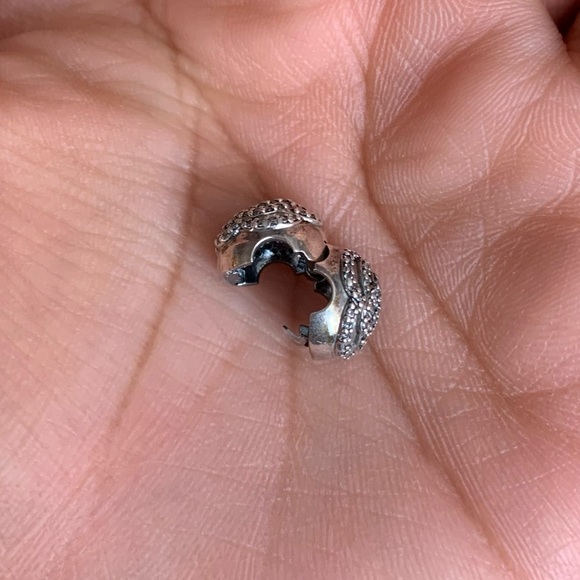 Retired Pandora Shimmering Rose Safety Clip Stopper Charm EUC - Picture 10 of 12